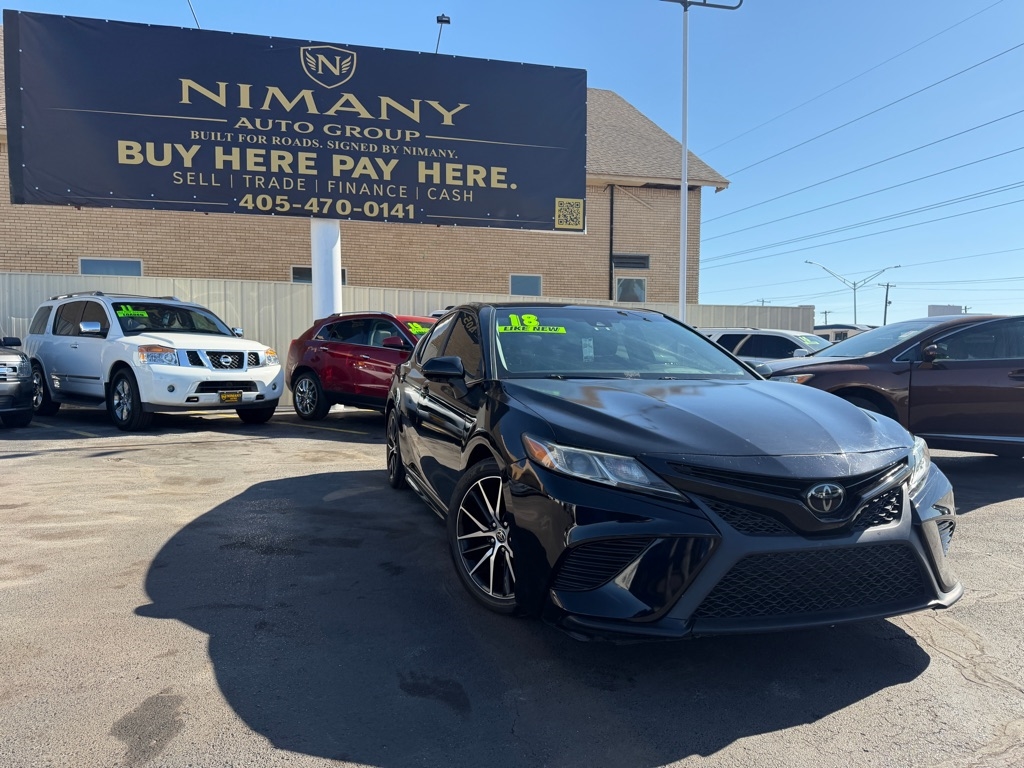 Toyota Camry SE 2018
