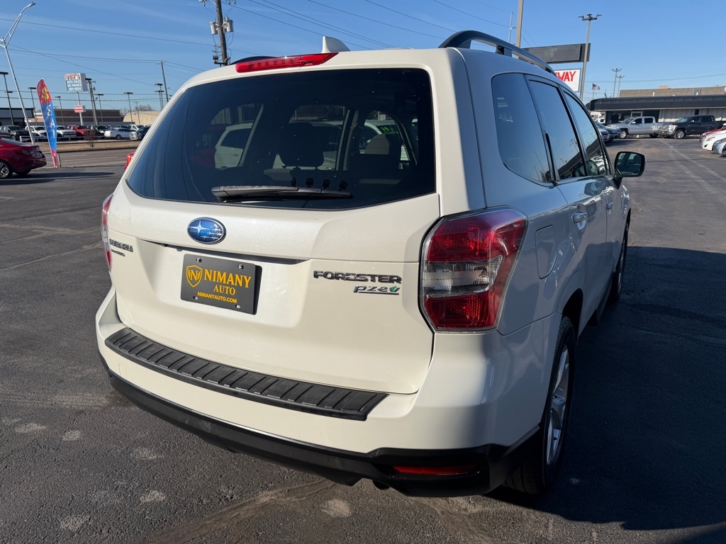 Subaru Forester 2.5i Premium PZEV CVT 2016