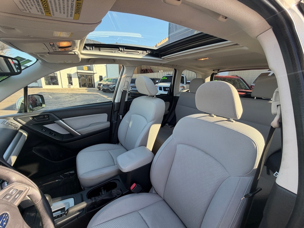 Subaru Forester 2.5i Premium PZEV CVT 2016