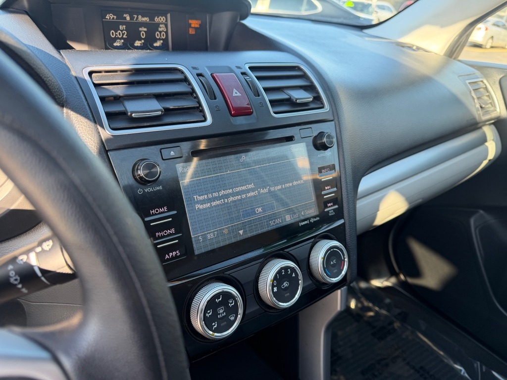 Subaru Forester 2.5i Premium PZEV CVT 2016