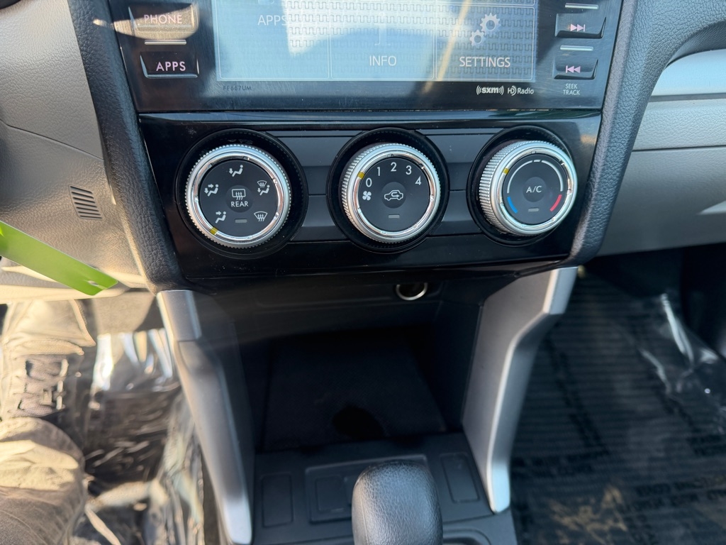 Subaru Forester 2.5i Premium PZEV CVT 2016