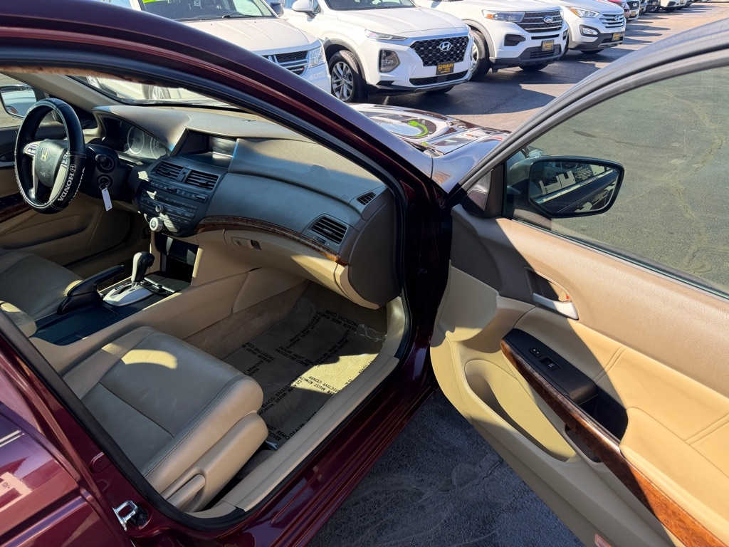 Honda Accord EX-L Sedan AT 2010