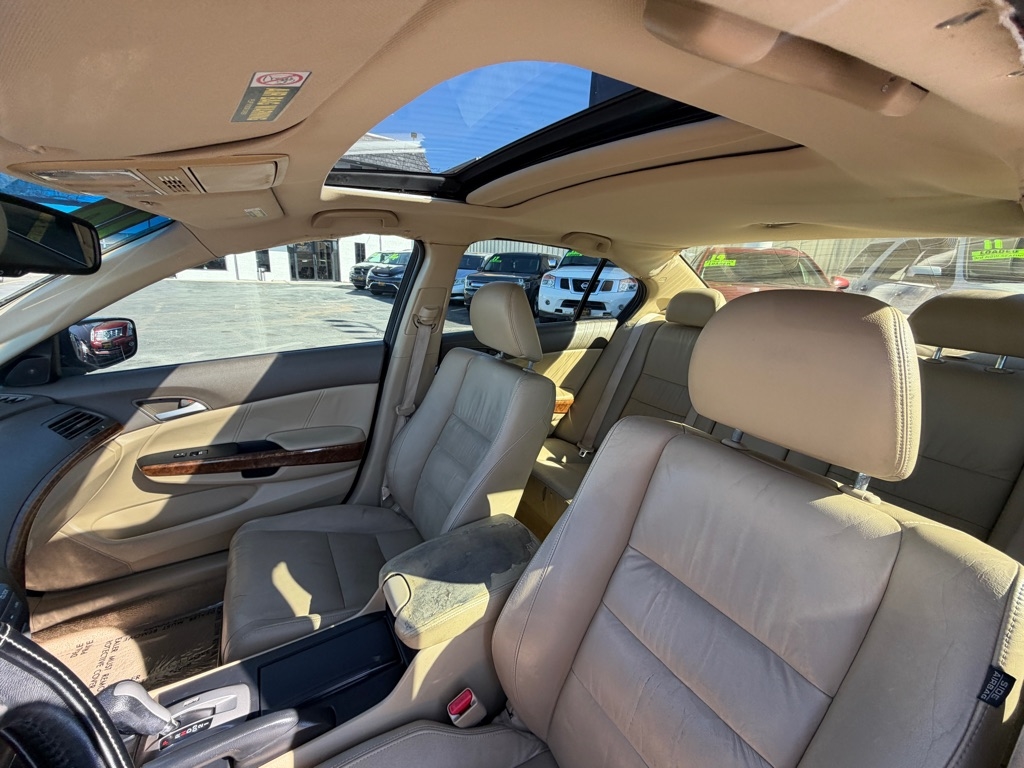 Honda Accord EX-L Sedan AT 2010