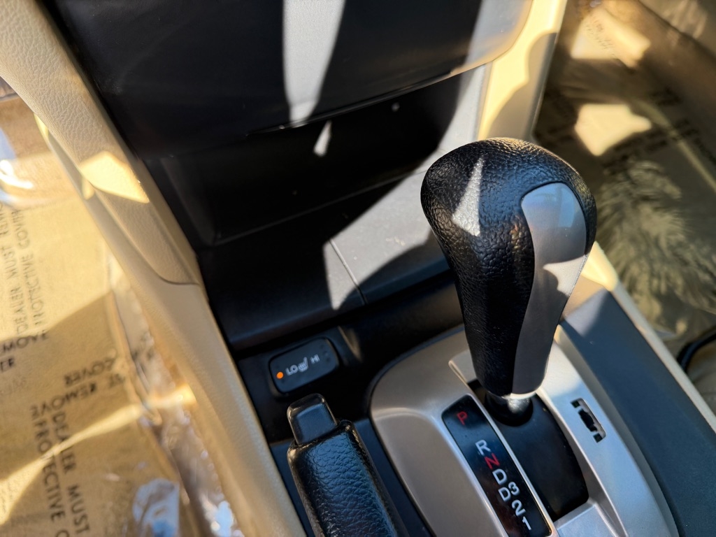 Honda Accord EX-L Sedan AT 2010