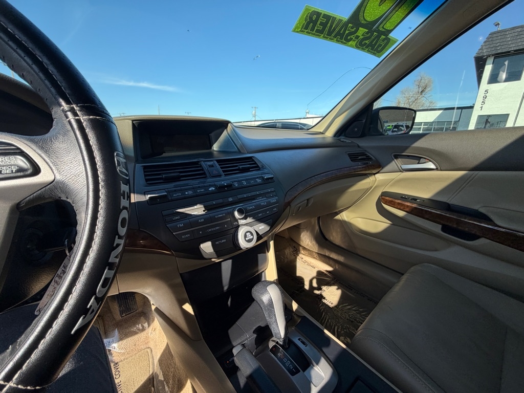 Honda Accord EX-L Sedan AT 2010