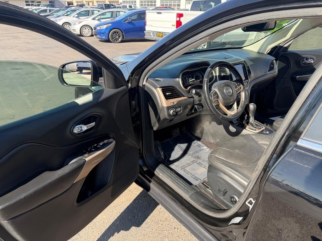 Jeep Cherokee Latitude FWD 2017