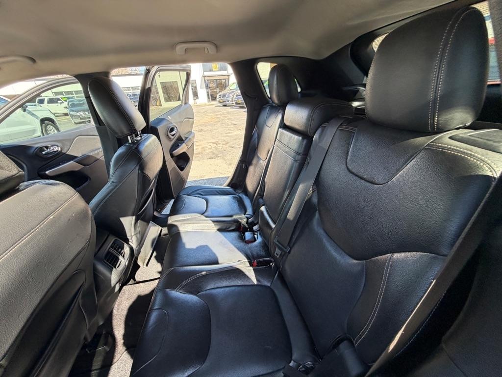 Jeep Cherokee Latitude FWD 2017