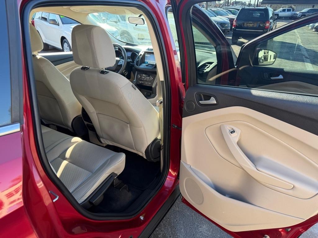 Ford Escape SE FWD 2017