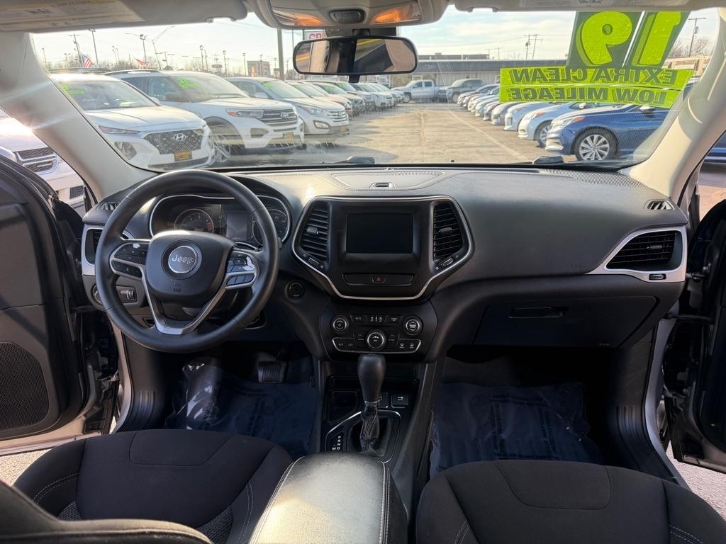 Jeep Cherokee Latitude FWD 2019