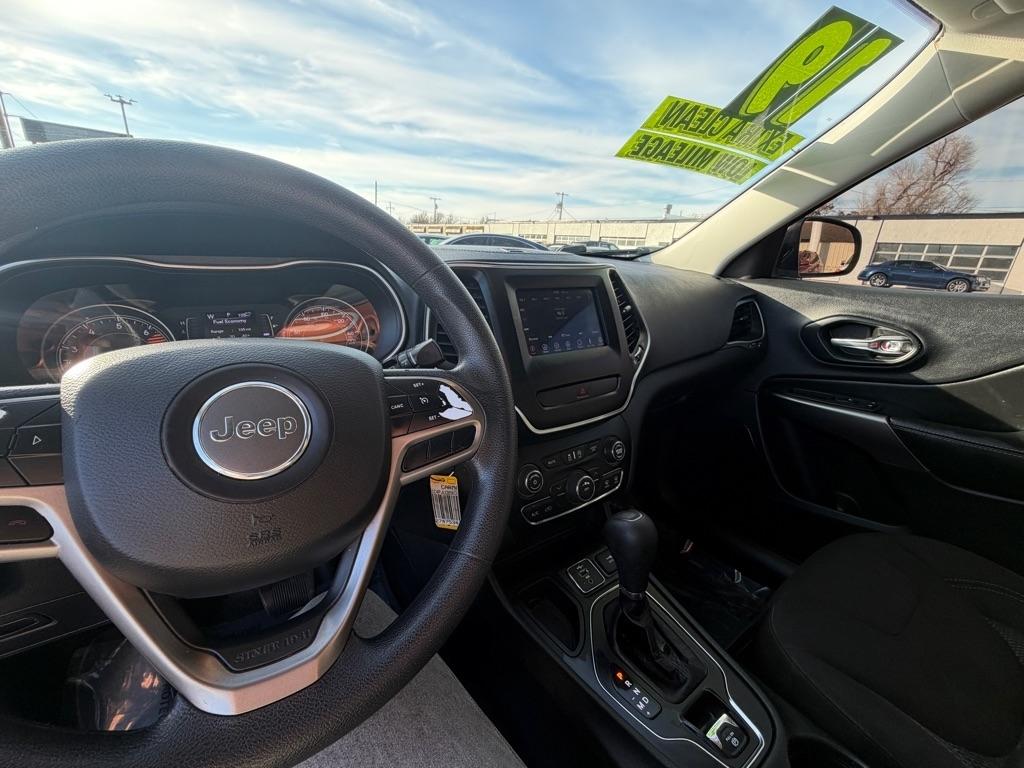 Jeep Cherokee Latitude FWD 2019