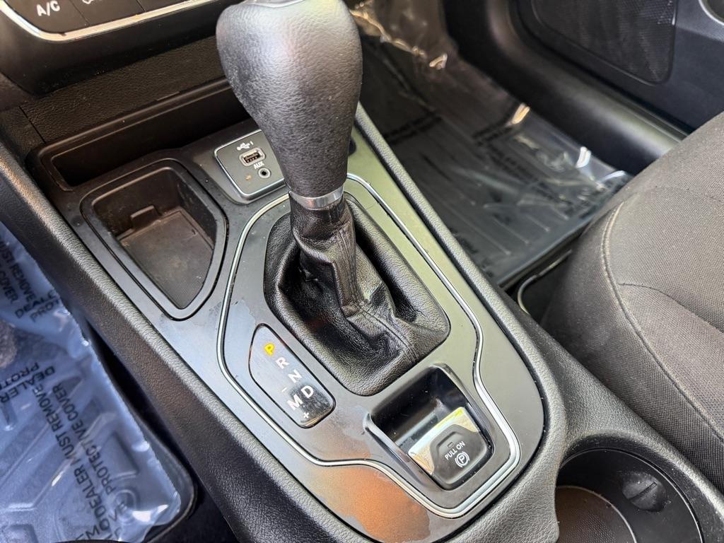 Jeep Cherokee Latitude FWD 2019