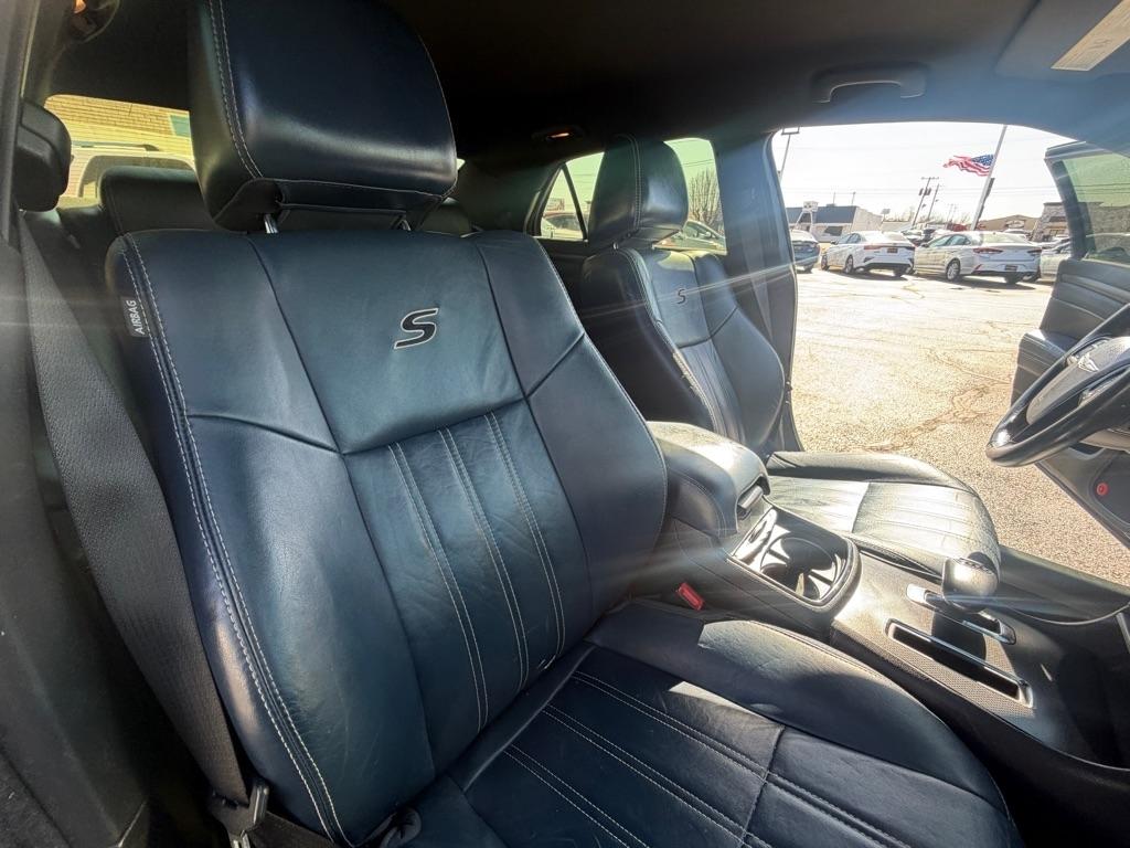 Chrysler 300 S V6 AWD 2014