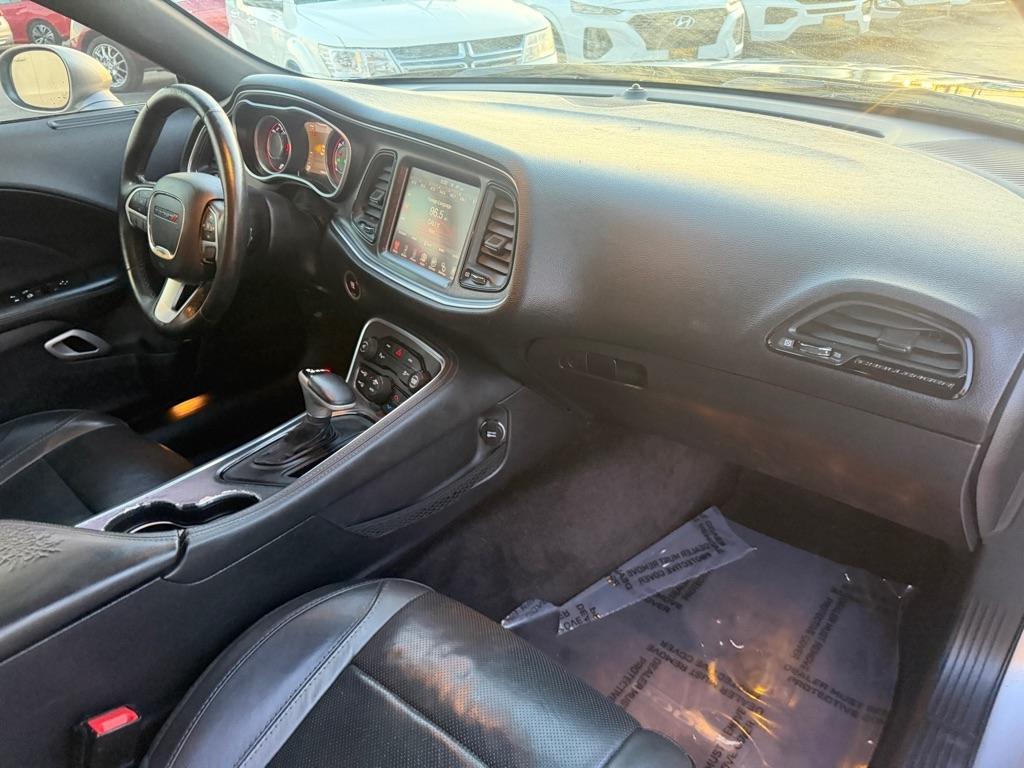 Dodge Challenger SXT 2016