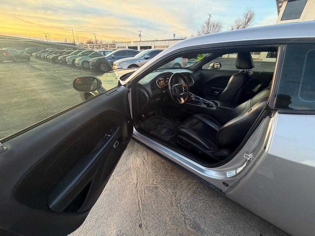 Dodge Challenger SXT 2016