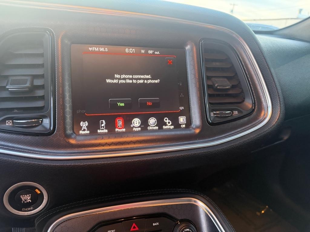 Dodge Challenger SXT 2016