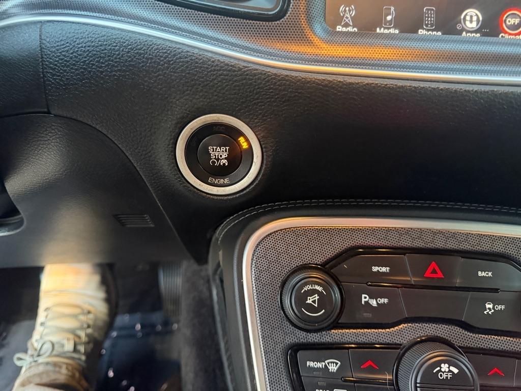 Dodge Challenger SXT 2016