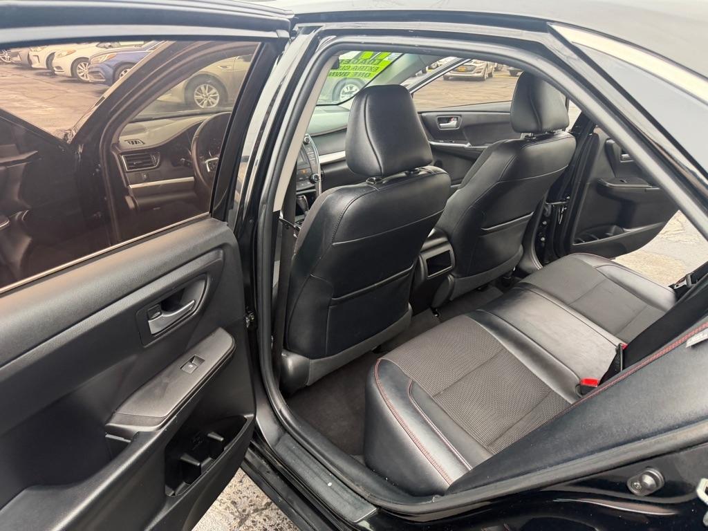 Toyota Camry LE 2017