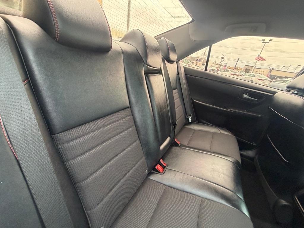 Toyota Camry LE 2017