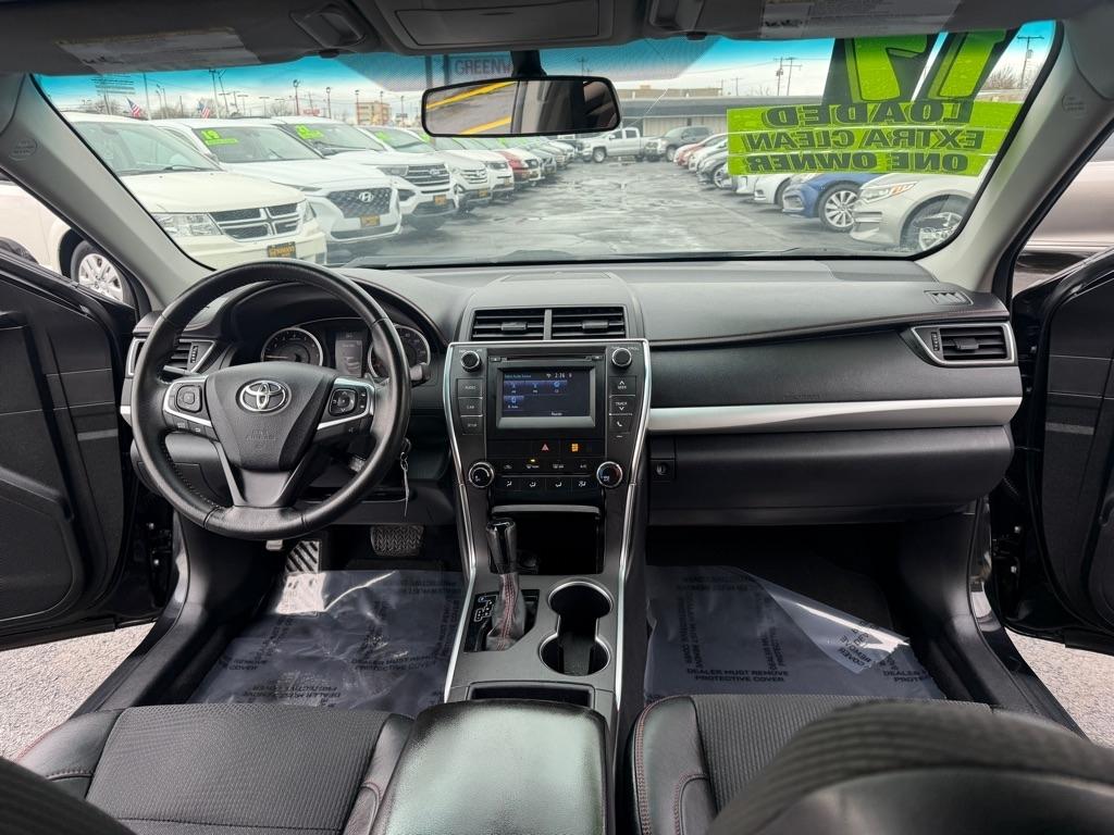 Toyota Camry LE 2017