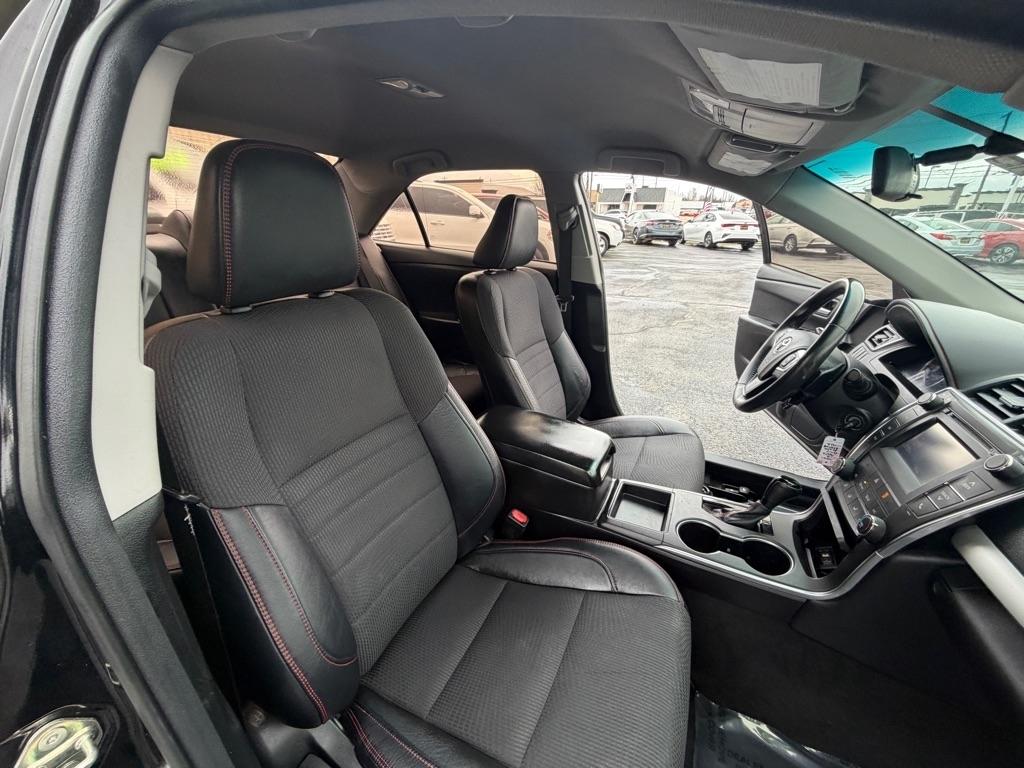 Toyota Camry LE 2017