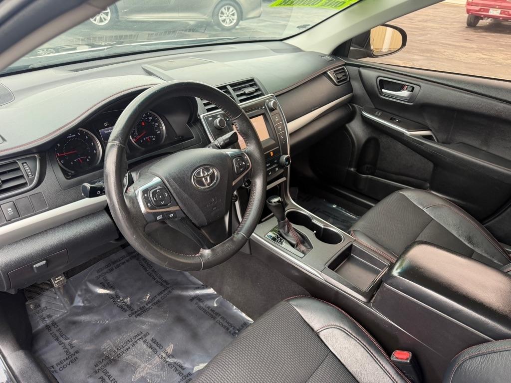 Toyota Camry LE 2017