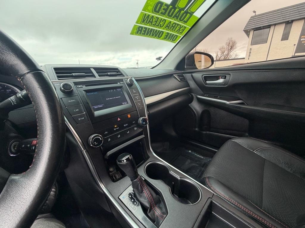 Toyota Camry LE 2017