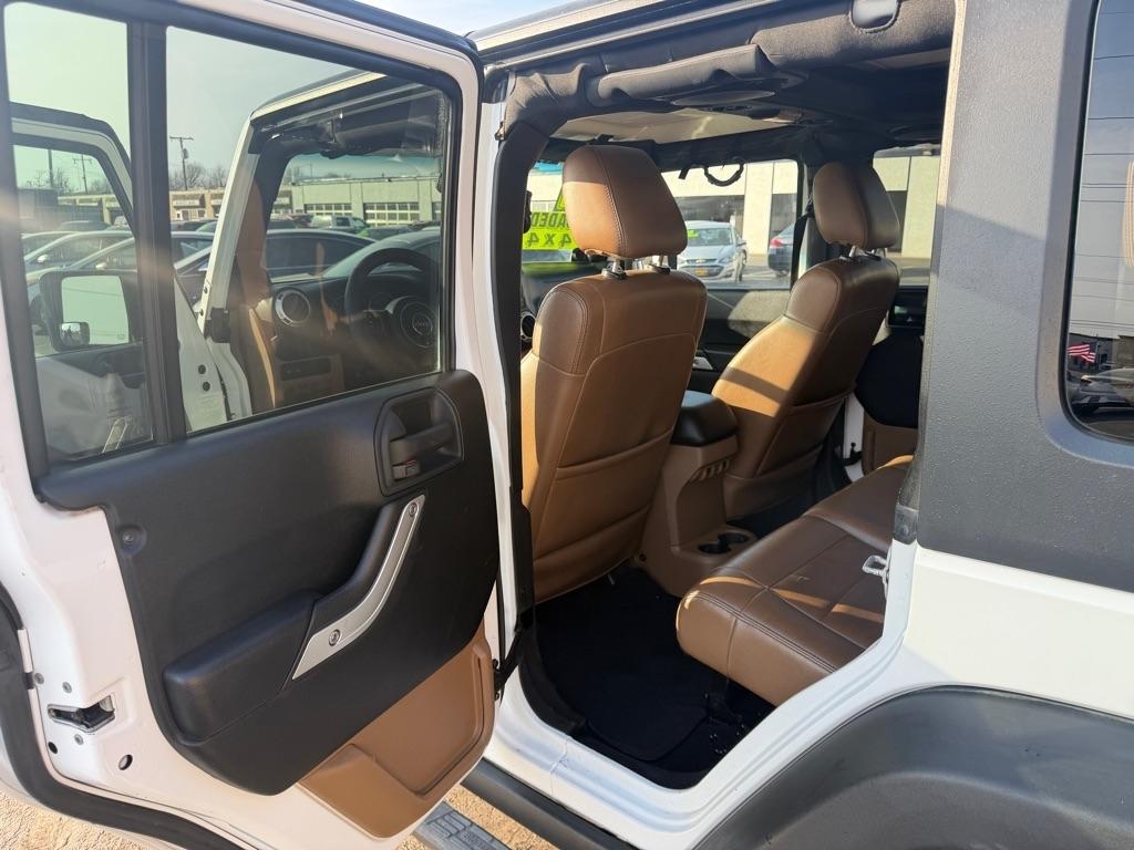 Jeep Wrangler Unlimited Rubicon 4WD 2011