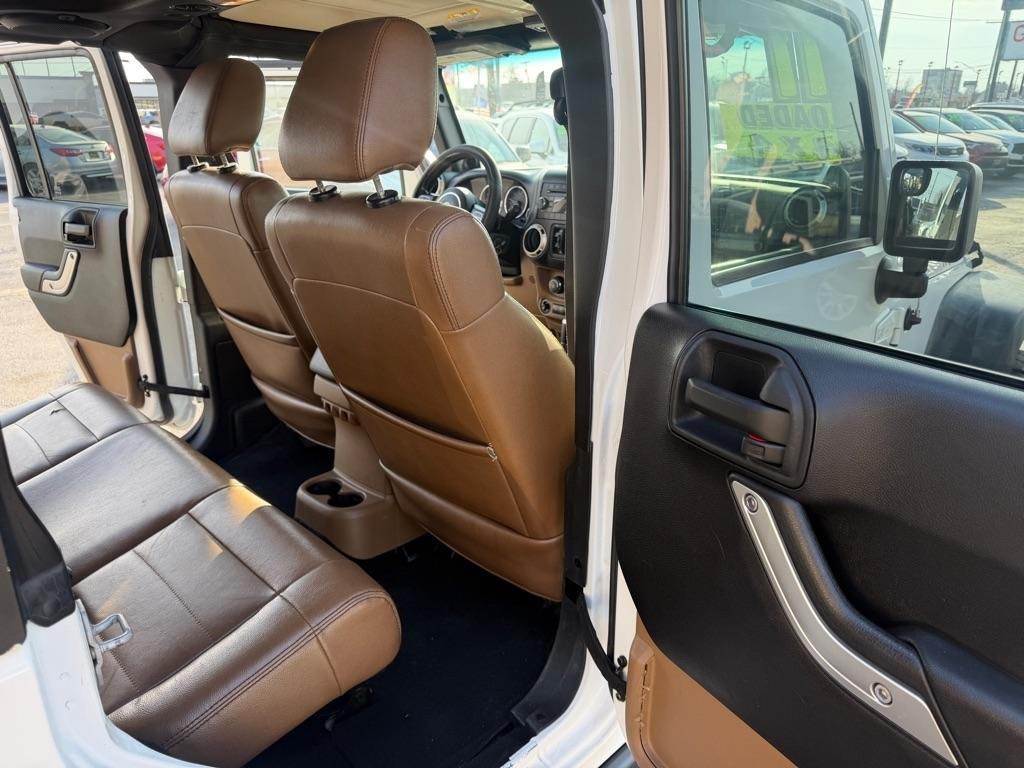 Jeep Wrangler Unlimited Rubicon 4WD 2011