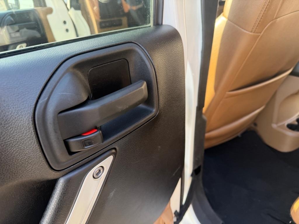 Jeep Wrangler Unlimited Rubicon 4WD 2011