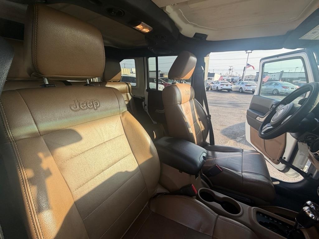 Jeep Wrangler Unlimited Rubicon 4WD 2011