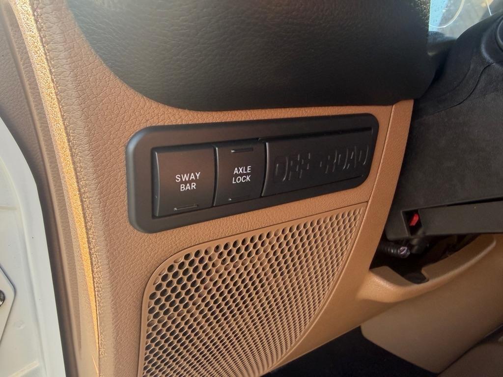 Jeep Wrangler Unlimited Rubicon 4WD 2011