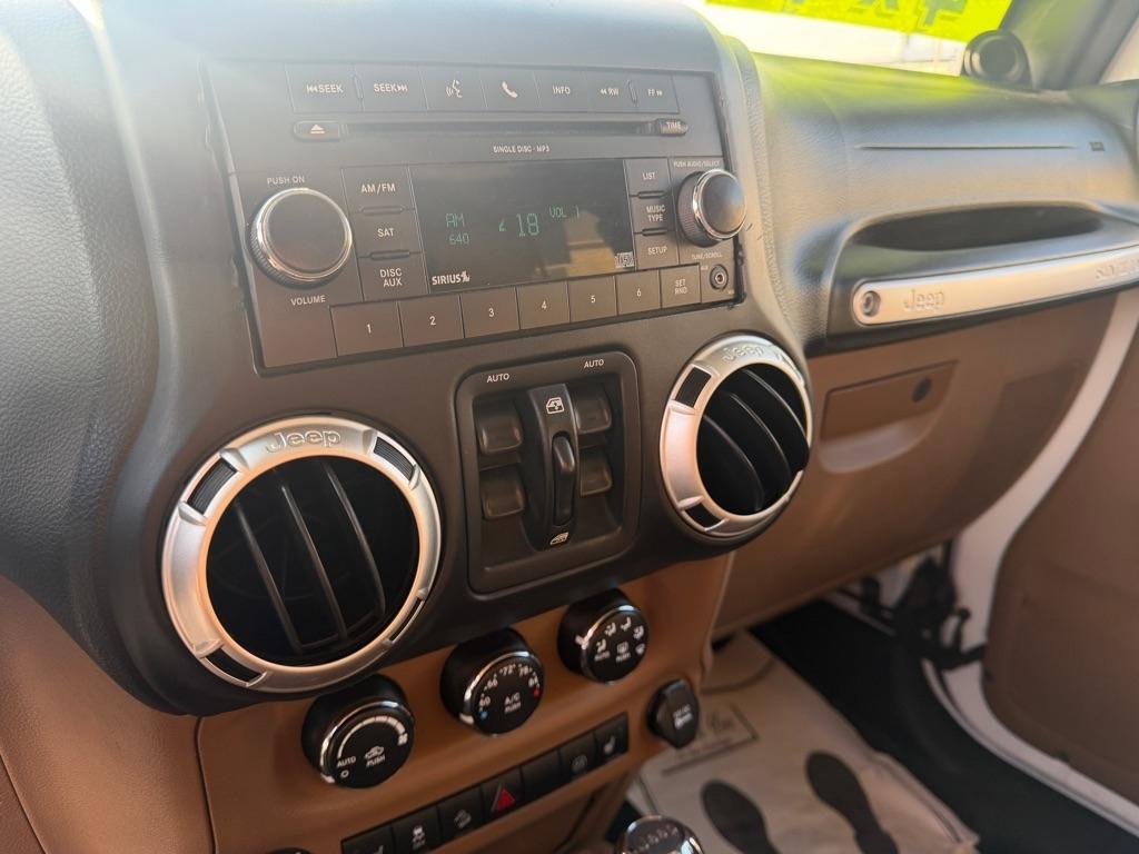 Jeep Wrangler Unlimited Rubicon 4WD 2011