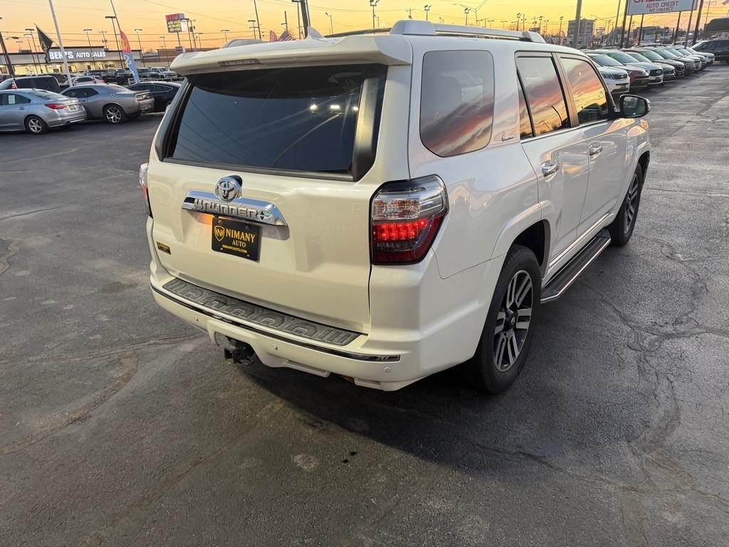 Toyota 4Runner SR5 2WD 2014