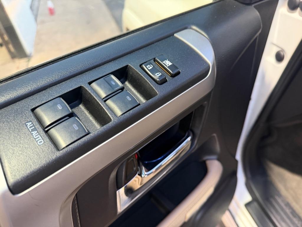 Toyota 4Runner SR5 2WD 2014