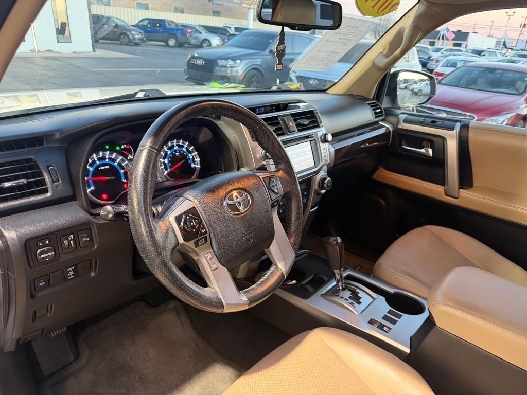 Toyota 4Runner SR5 2WD 2014