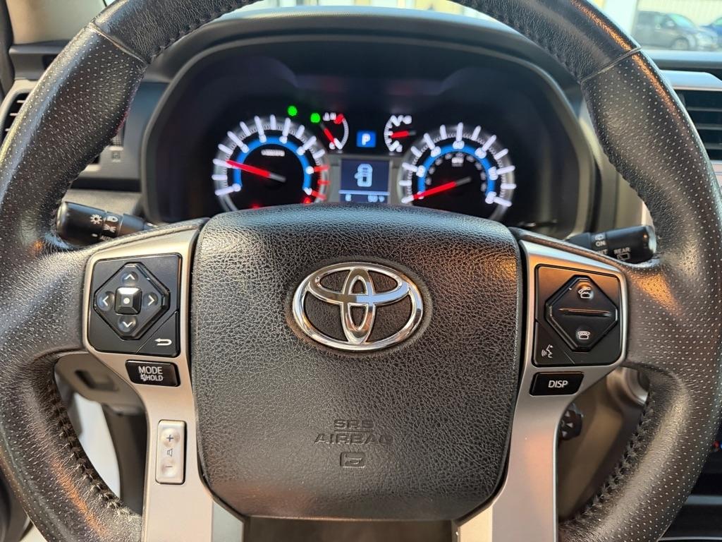 Toyota 4Runner SR5 2WD 2014