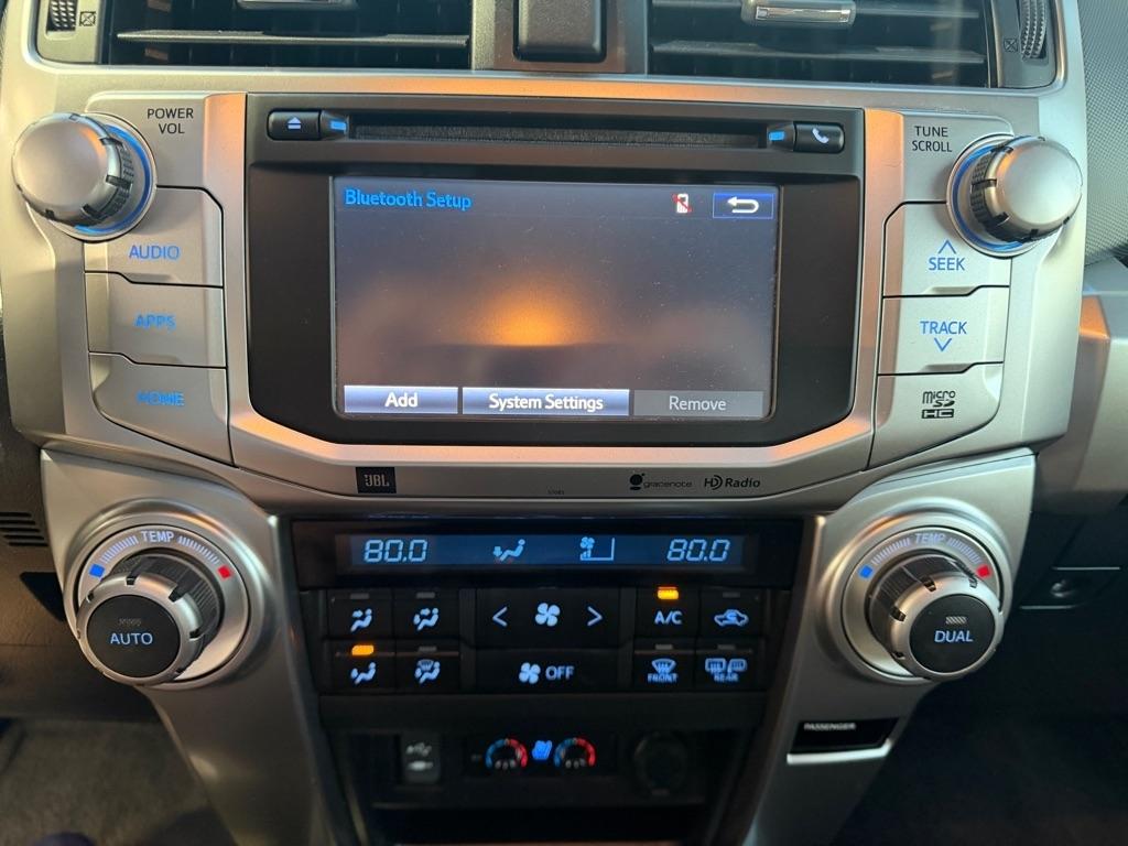 Toyota 4Runner SR5 2WD 2014