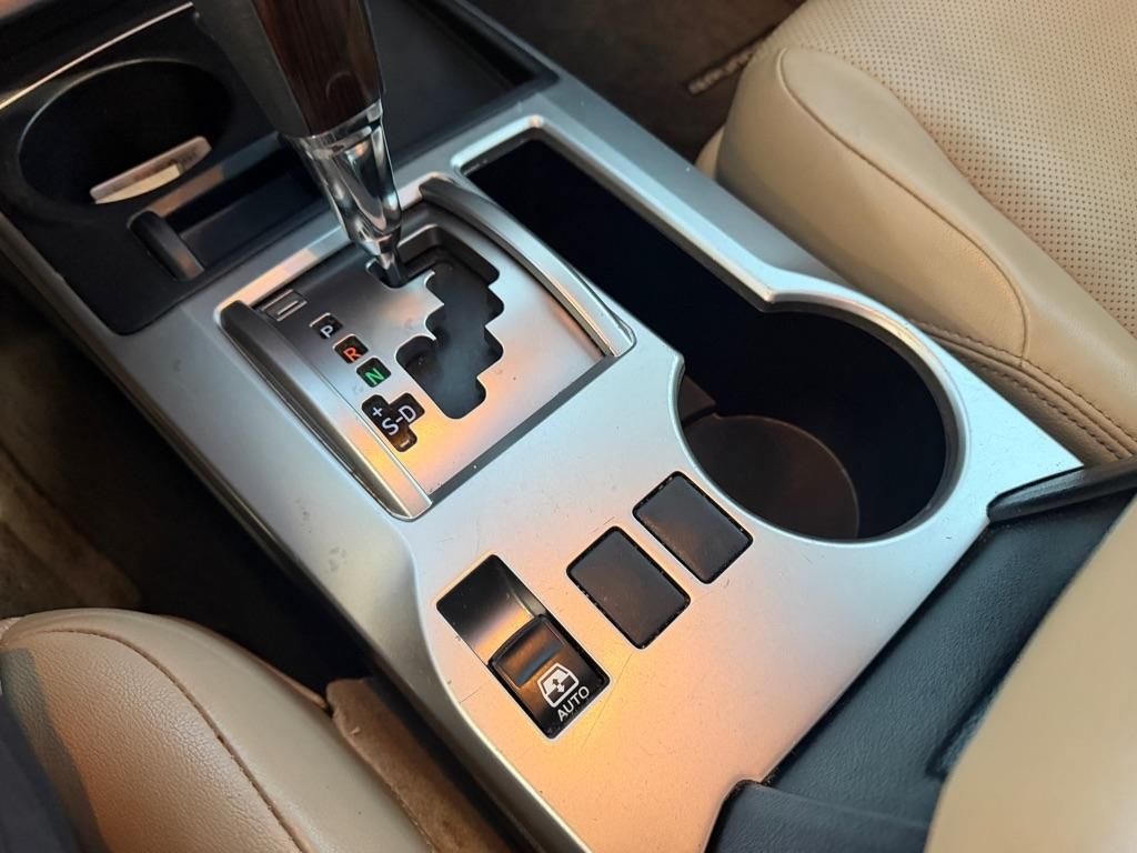 Toyota 4Runner SR5 2WD 2014