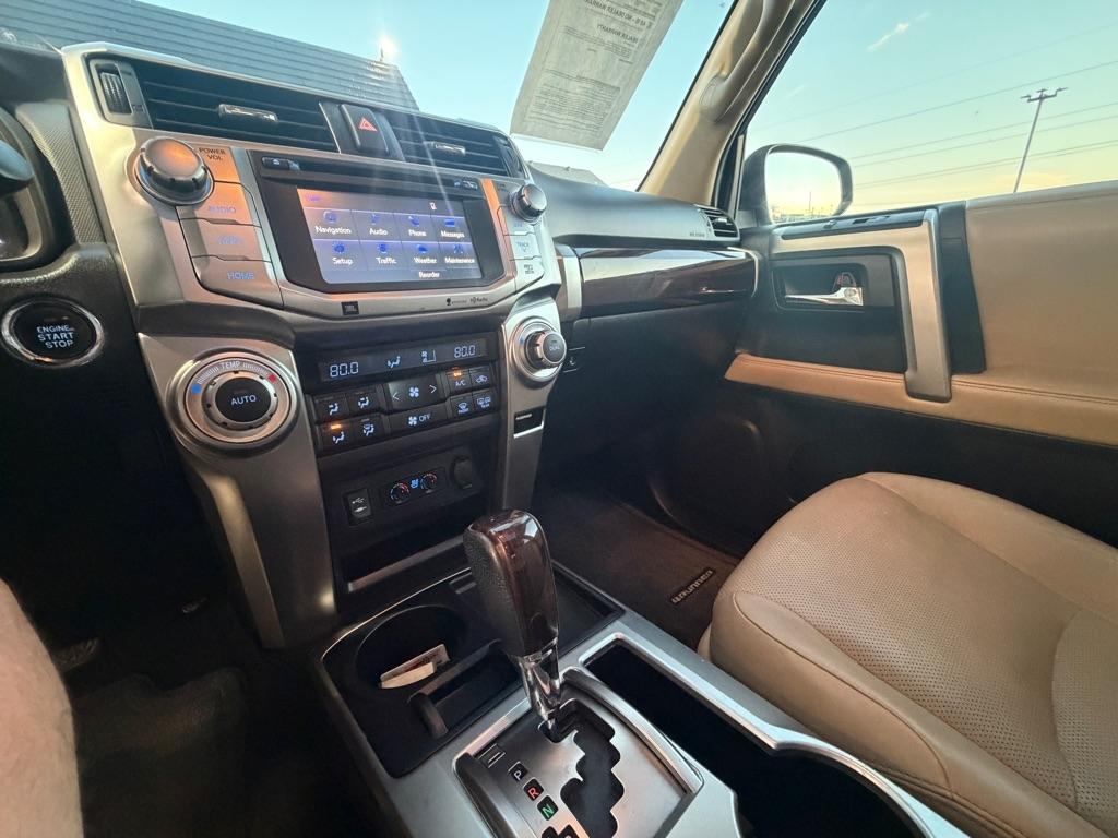 Toyota 4Runner SR5 2WD 2014