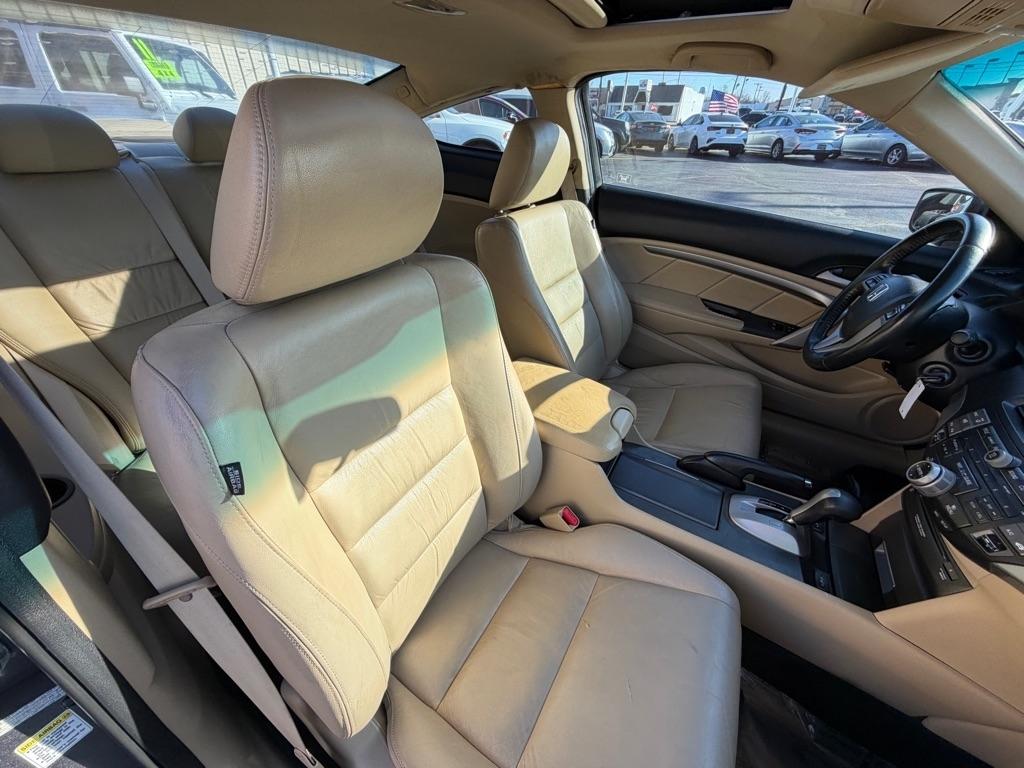 Honda Accord EX-L Coupe AT 2011