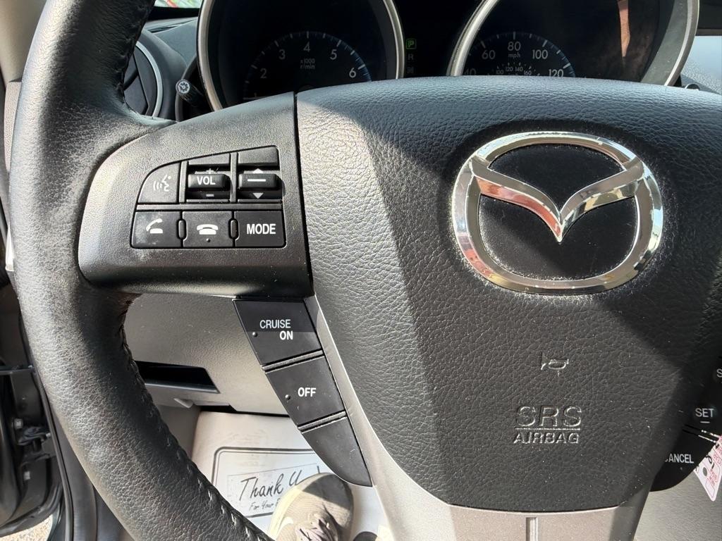 Mazda MAZDA3 i Touring 4-door 2012