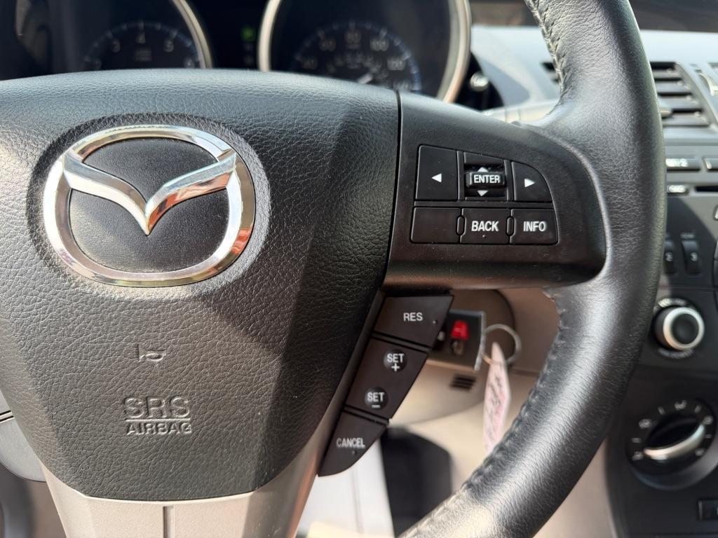 Mazda MAZDA3 i Touring 4-door 2012