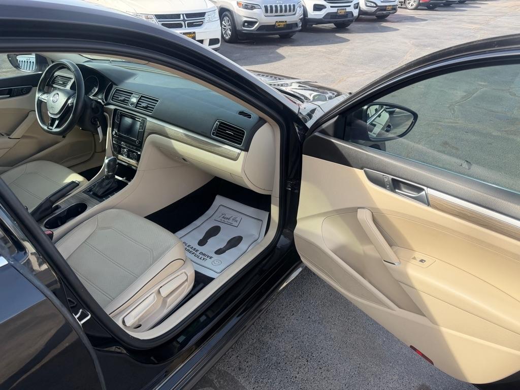 Volkswagen Passat SE PZEV 6A 2016