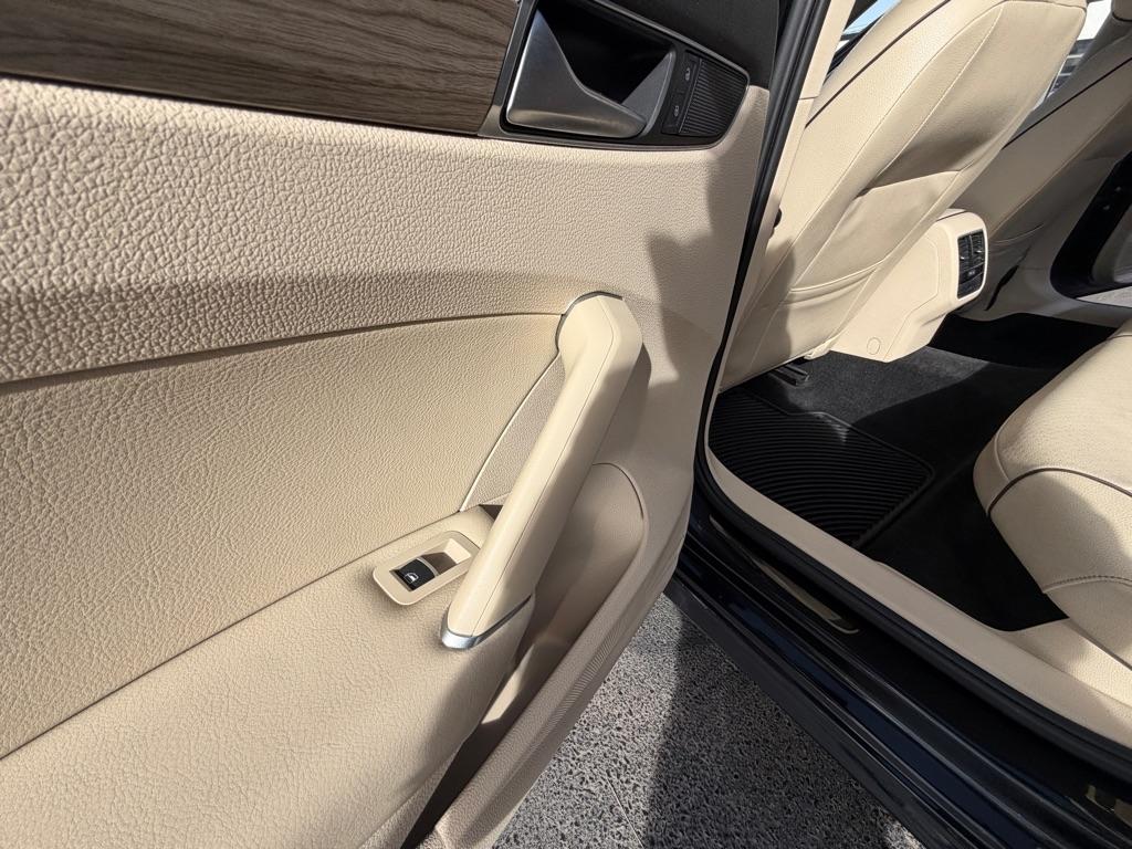 Volkswagen Passat SE PZEV 6A 2016