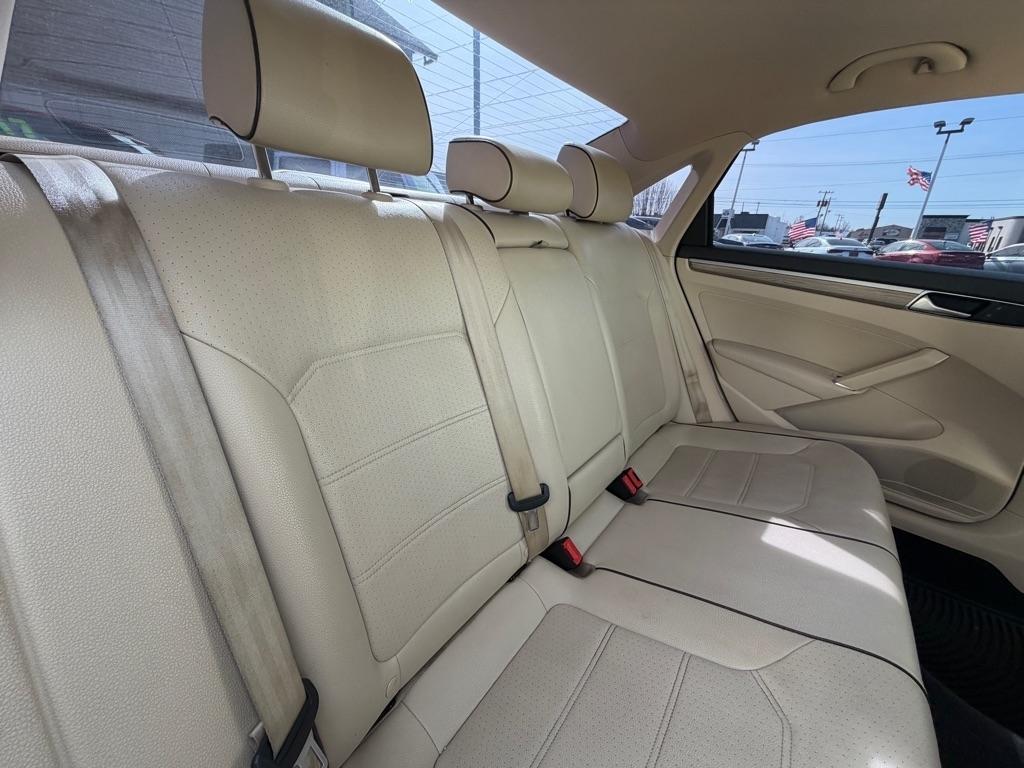 Volkswagen Passat SE PZEV 6A 2016