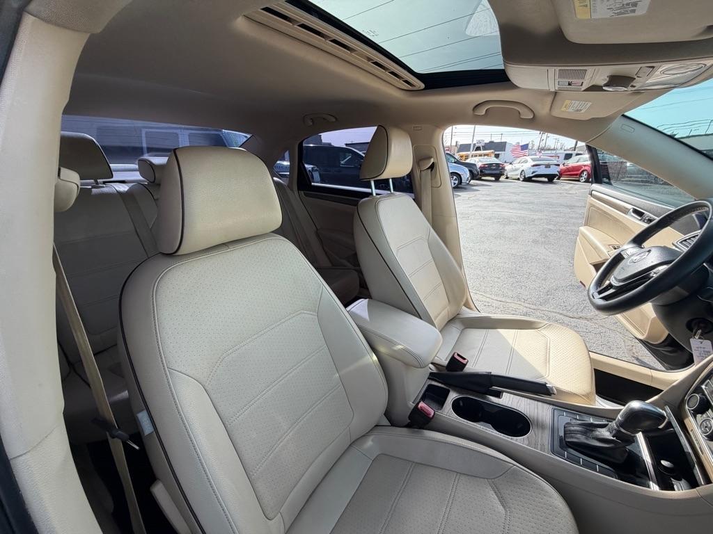 Volkswagen Passat SE PZEV 6A 2016