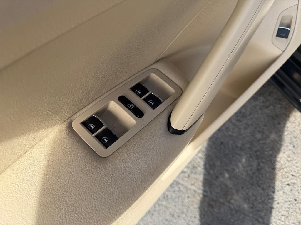 Volkswagen Passat SE PZEV 6A 2016