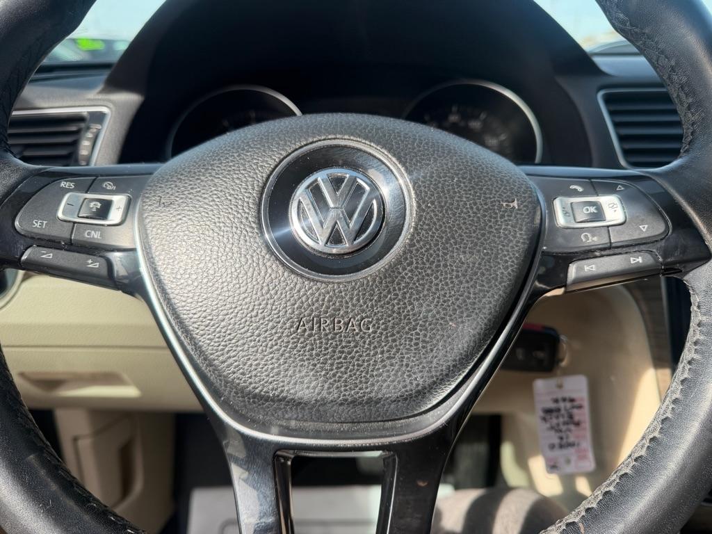 Volkswagen Passat SE PZEV 6A 2016