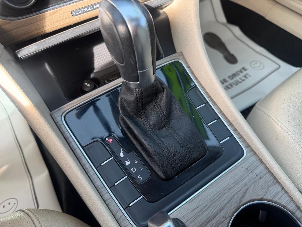 Volkswagen Passat SE PZEV 6A 2016