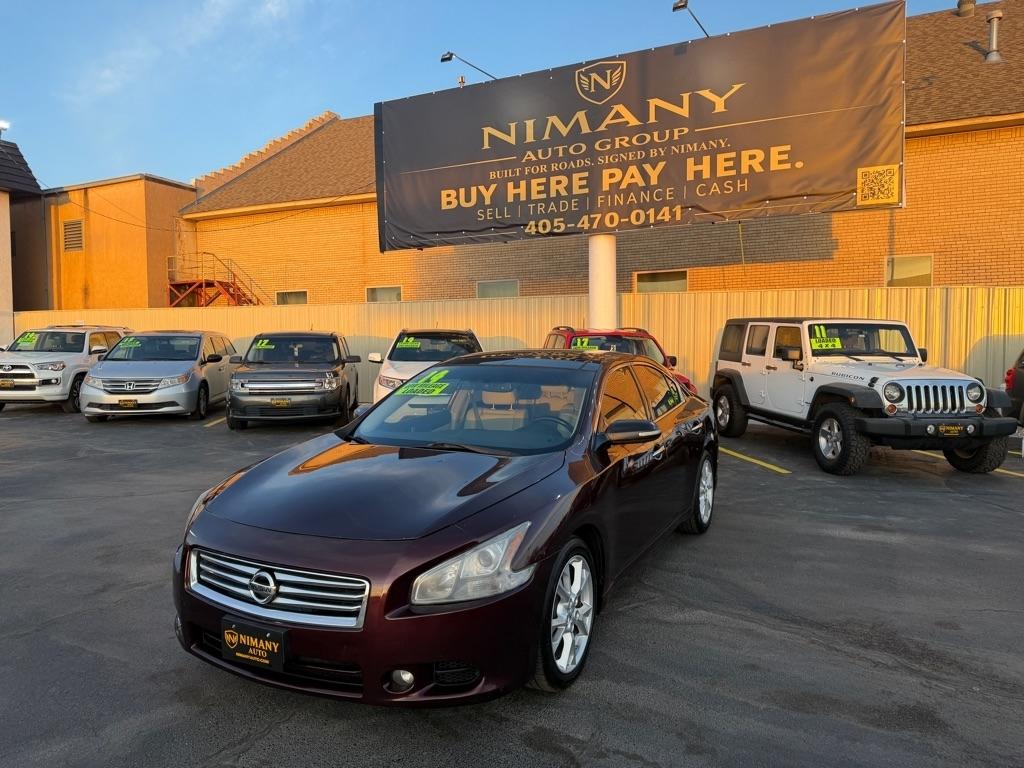 Nissan Maxima S 2014